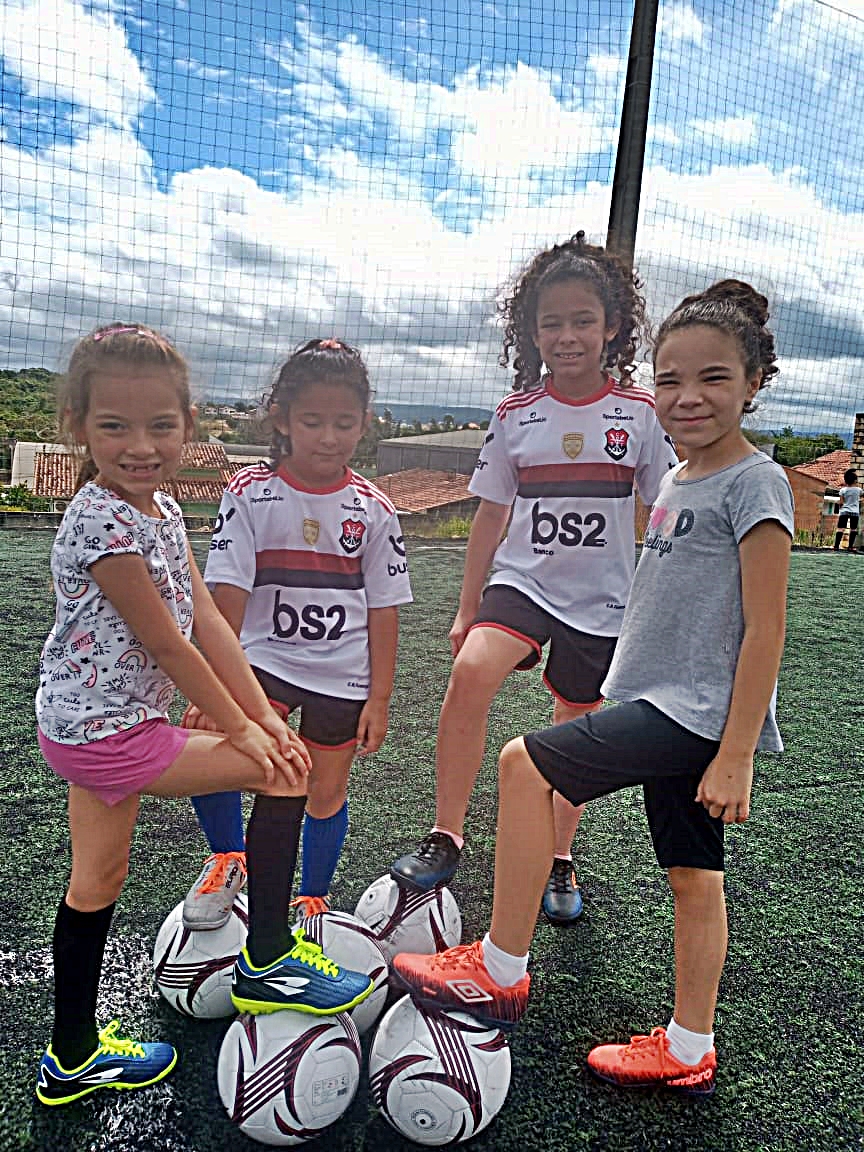 Escolinha de Futebol para Meninas encerra atividades de 2021 com  confraternização - Cocal 360