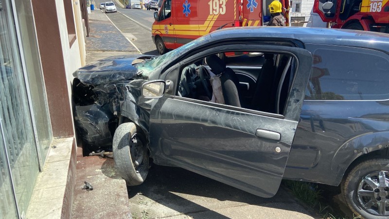 acidente no centro de cocal do sul deixa tres pessoas feridas tres pessoas ficam feridas em acidente em cocal do sul