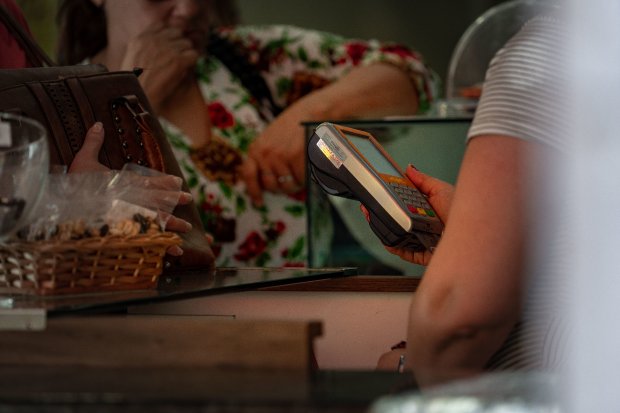 contratos do brde para o setor de comercio e servicos em santa catarina cresce 162 em 2021 comercio servico venda 20220124 1313136343