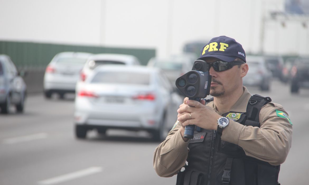 policia rodoviaria federal inicia operacao carnaval no dia 25 operacao carnaval nas estradas