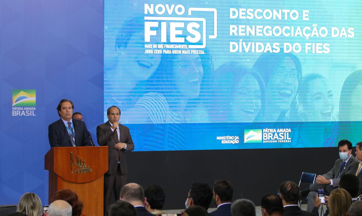 prazo para renegociacao do fies sera de 7 de marco a 31 de agosto pzzb9553