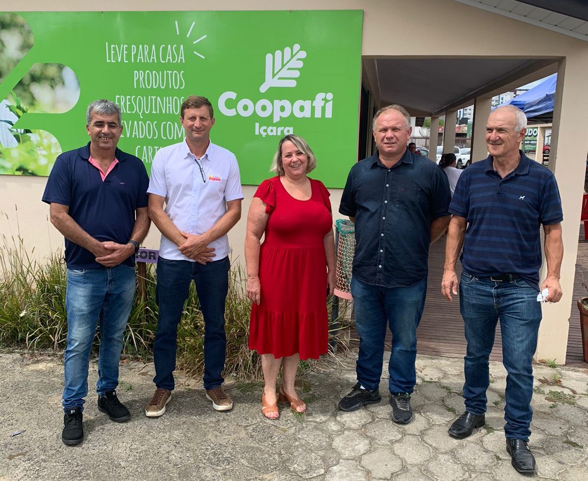 strongvereadores e procurador geral de cocal do sul conhecem projeto de reciclagem em icarastrong t 08.03.58 e1645752146237