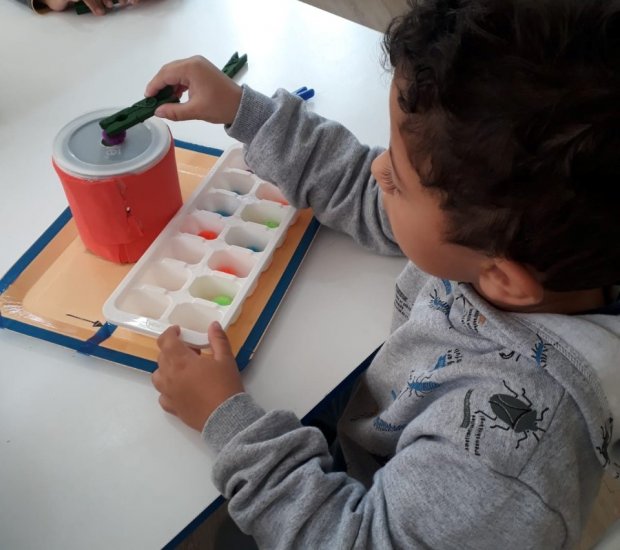 no dia mundial de conscientizacao sobre o autismo fcee alerta para a importancia da intervencao precoce autimo