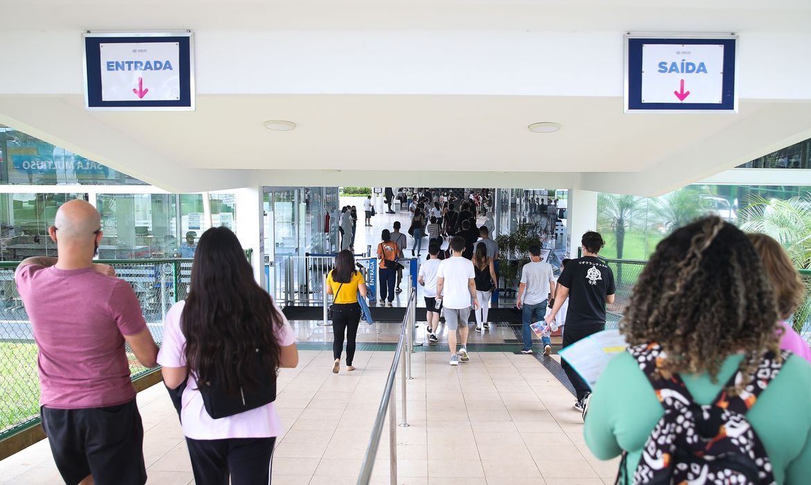 prouni prazo para aprovados confirmarem informacoes termina nesta quarta feira whatsapp image 2022 04 19 at 19.51.21