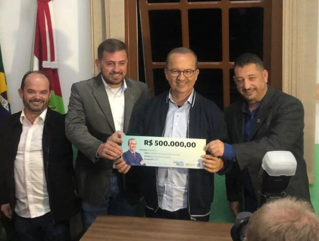 emenda de r 500 mil deve garantir a construcao de um complexo esportivo no jardim elizabeth whatsapp image 2022 05 16 at 21.42.14