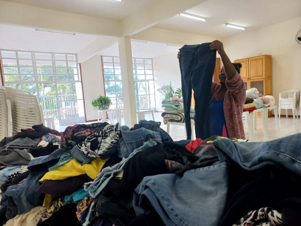 strongcampanha do agasalho cocal do sul da inicio a distribuicao de roupas e cobertoresstrong 14.48.46