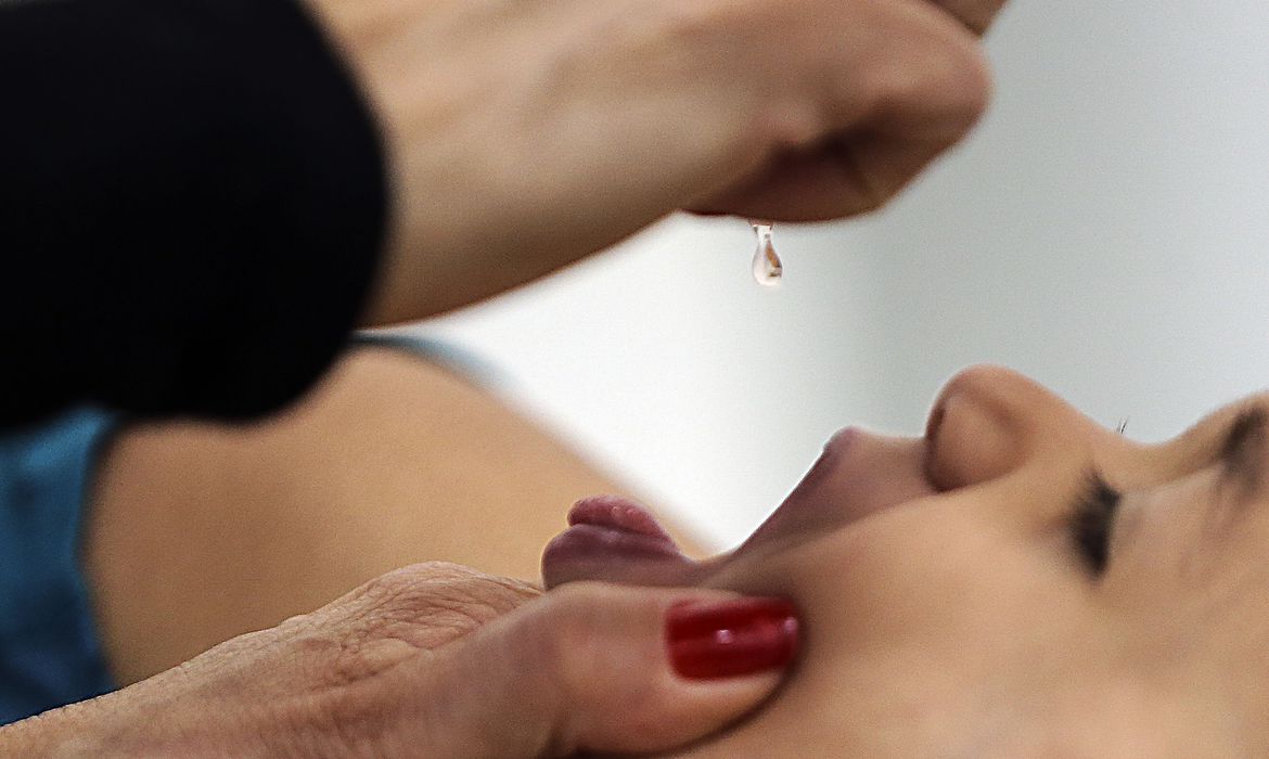 poliomielite campanha nacional pretende vacinar 95 das criancas menores de 5 anos edit mcmgo abr20180818 1360