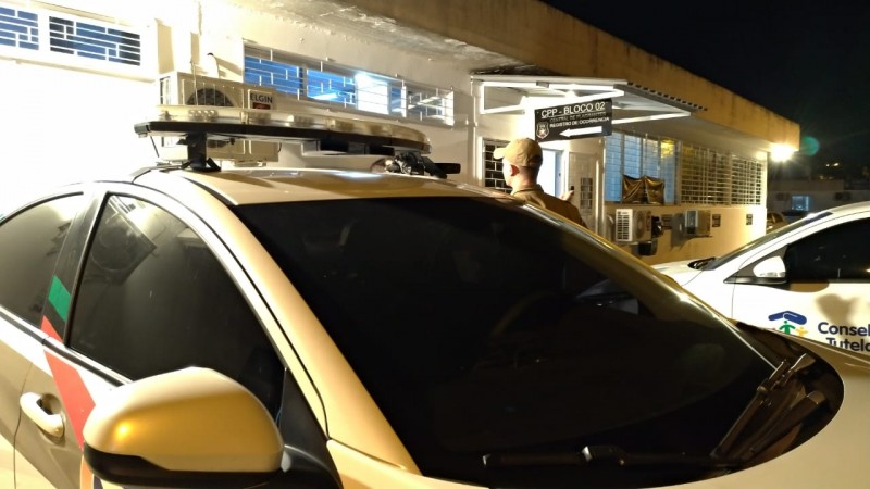 professor e detido em cocal do sul acusado de estuprar alunas em escola municipal professor e acusado de estuprar alunas em escola de cocal do sul policia civil investiga o caso