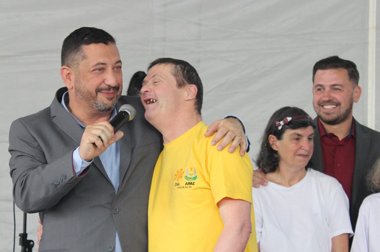 apae cocal do sul recebe titulo de honra ao merito cocal fest dia 5 segunda lucas oliverio 72