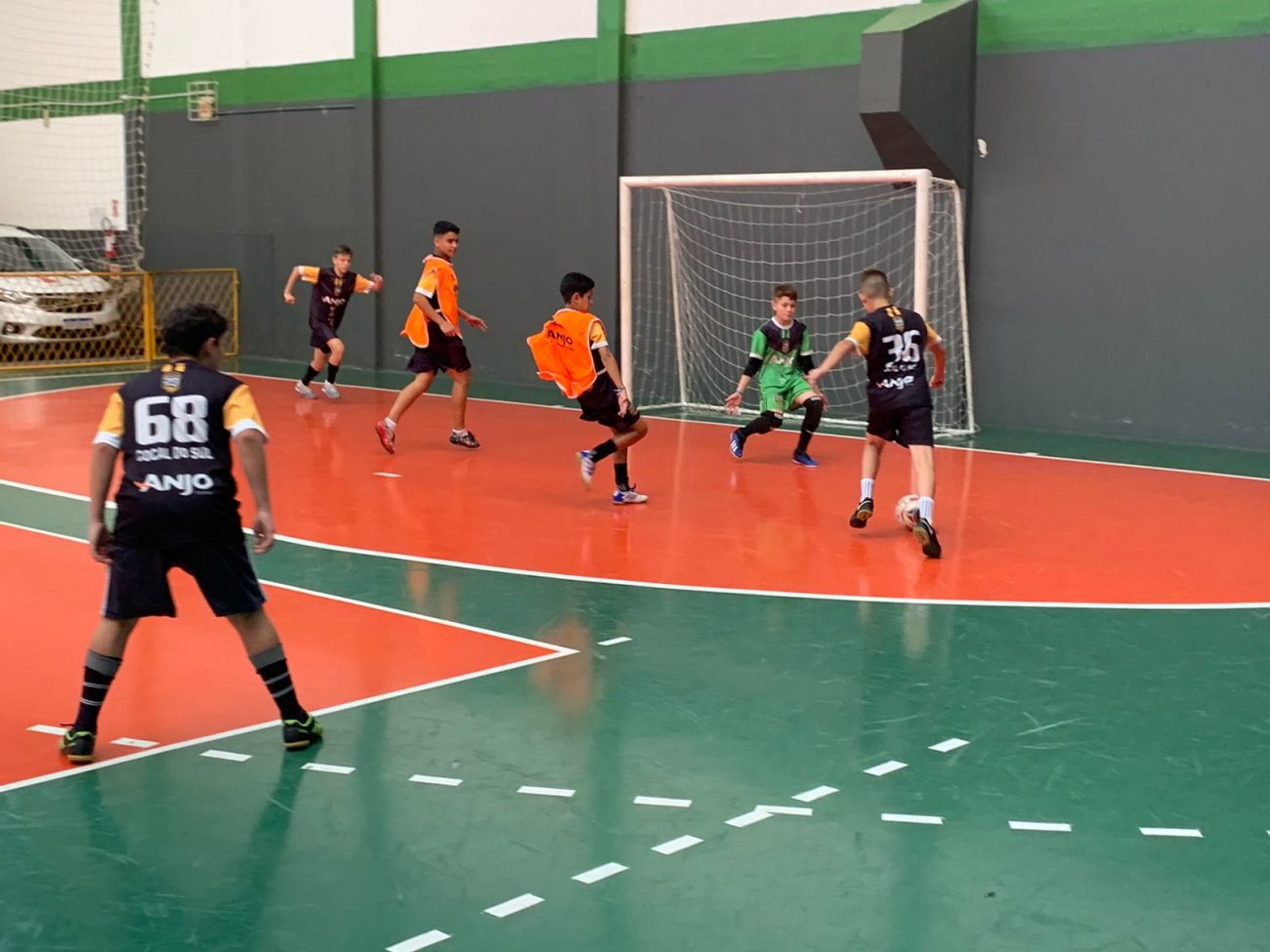 astrongcampeonato regional anjos do futsalunesc ja tem definicao de classificados para proxima fase em quatro de seis gruposstronga anjosdofutsal set22h