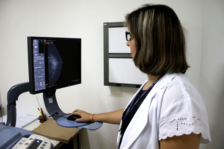 pesquisa mostra queda em tratamento e diagnostico de cancer de mama 29698800245 2eb8881d7e o