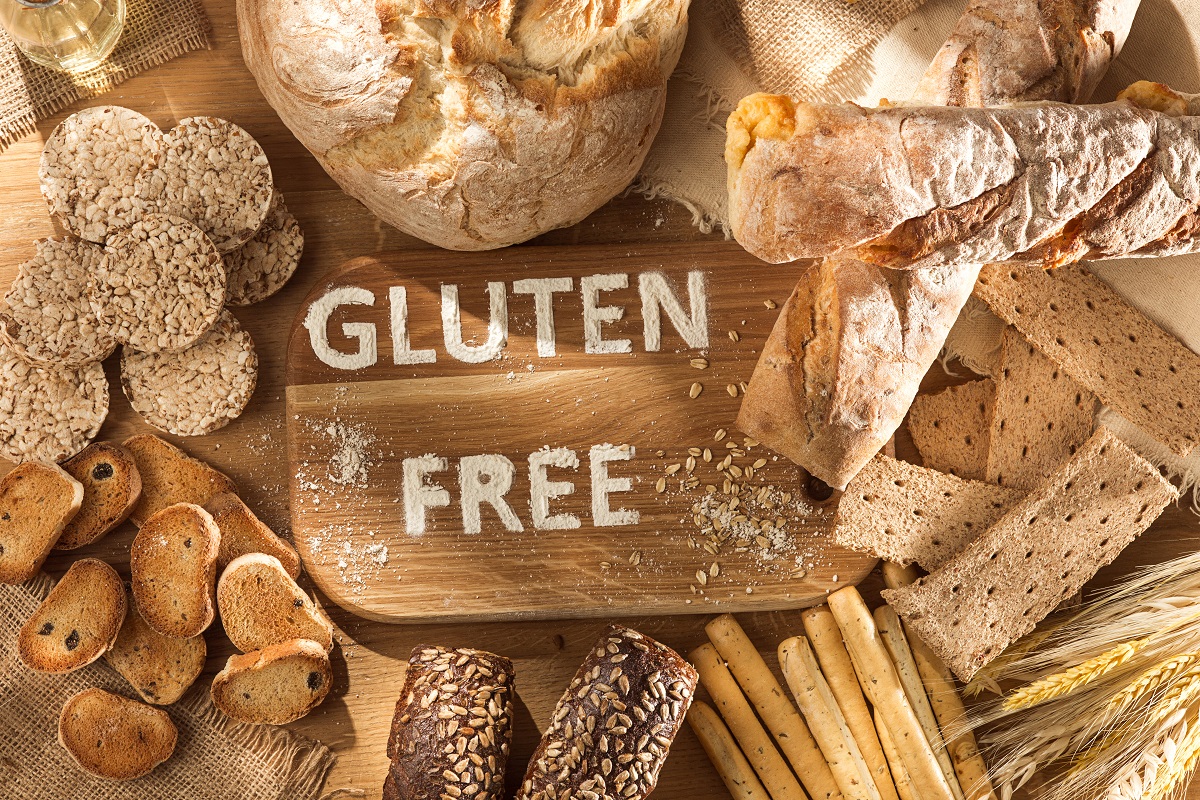 stronggrupo busca reunir celiacos e promover inclusao em criciuma e regiaonbspstrong gluten free food various pasta bread and snacks on wooden background from top view