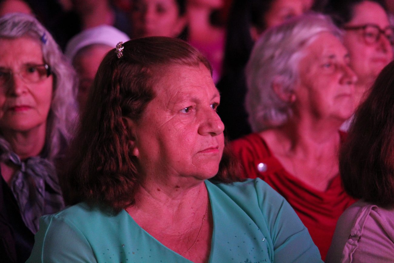 strongolha ela evento reuniu centenas de mulheres na noite desta quarta feira em urussanganbspstrong olha ela 2022 por ana paula nesi 7
