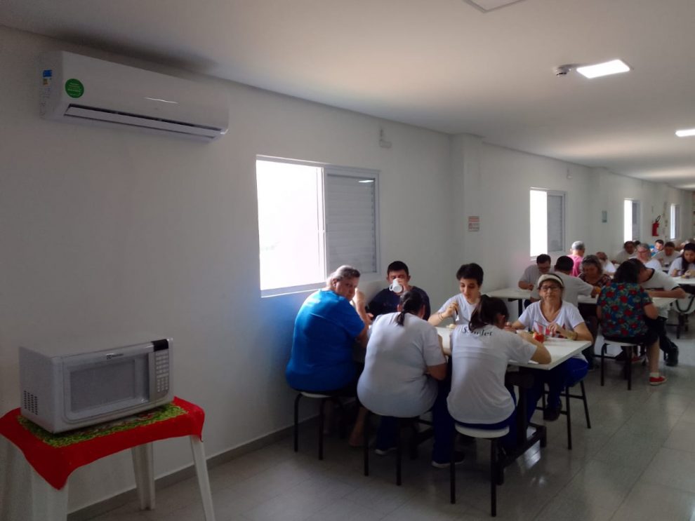 strongapae cocal do sul e contemplada com recursos do fundo social sicredinbspstrong apae ar condicionado divulgacao 1
