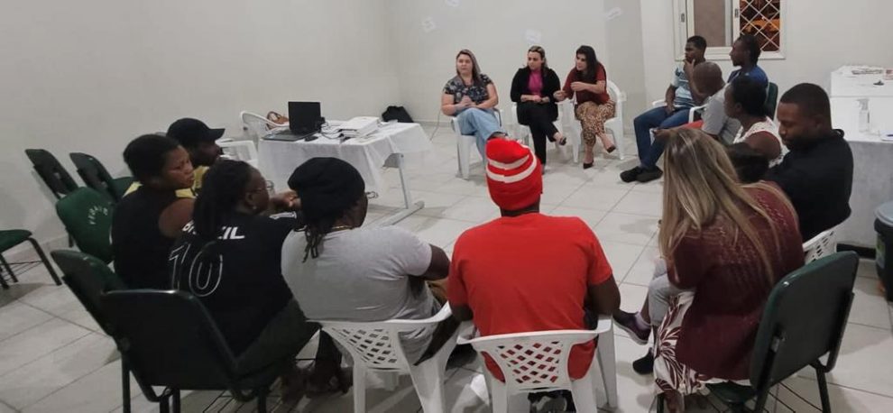 strongdireitos sem fronteiras roda de conversa debate direitos com imigrantes que residem em urussanganbspnbspstrong direitos sem fronteiras divulgacao 2