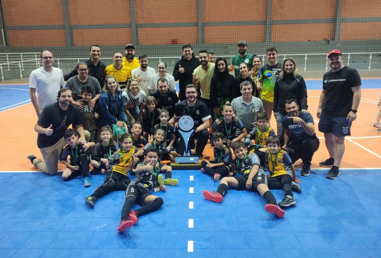 strongequipe sub 15 de cocal do sulcoopercocalkiarrozanjo futsal se prepara para final do campeonato estadualstrong 15.47.32