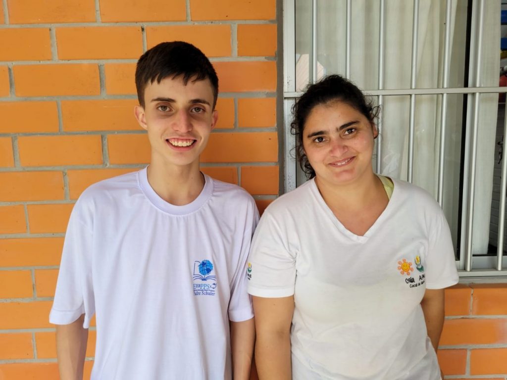 autodefesores apae arthur e daiane por ana paula nesi
