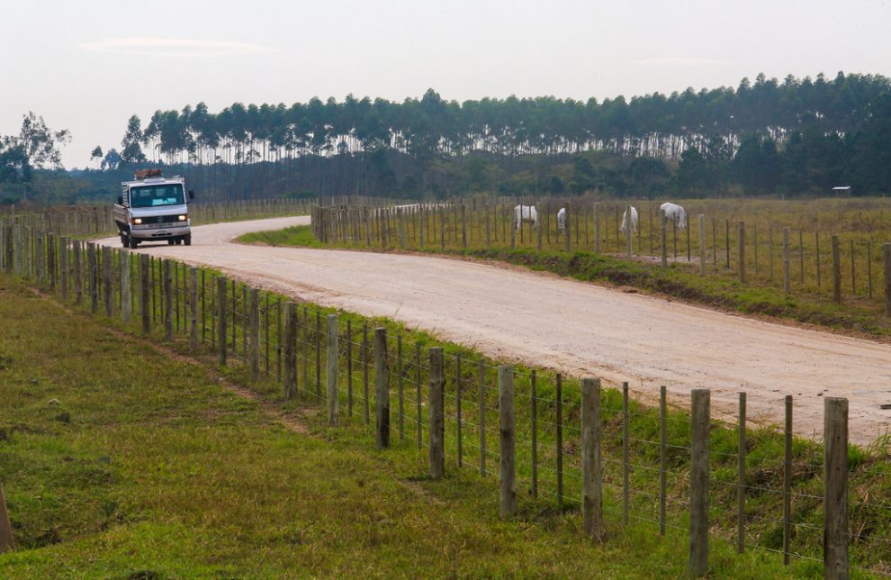 governador sanciona lei que dispensa licenca ambiental para obras em estradas vicinais estradas