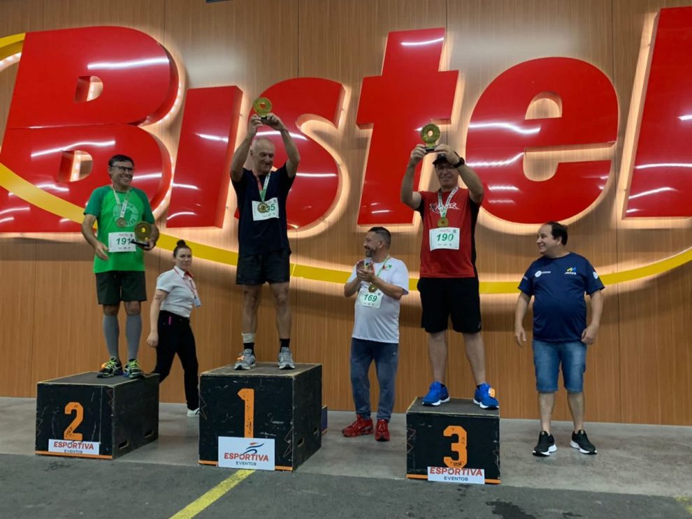 mais de 500 pessoas participam da night run em cocal do sul whatsapp image 2022 12 13 at 16.27.37