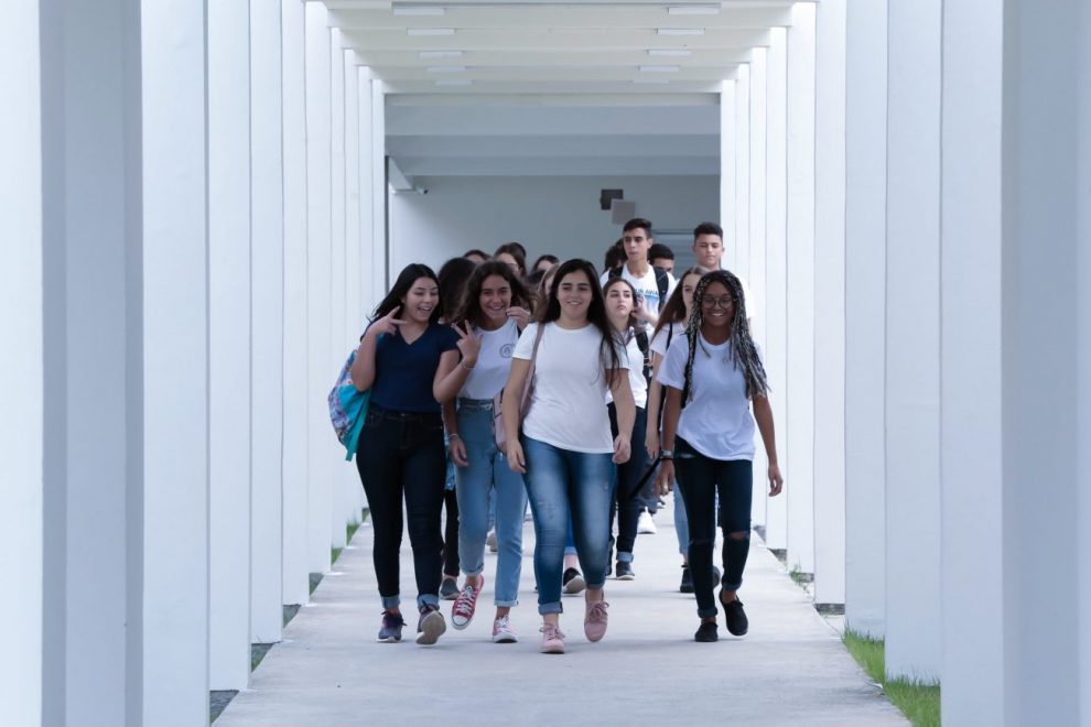 mais de mil escolas estaduais de santa catarina tiveram melhorias desde 2019 49526491498 45e34d3142 k