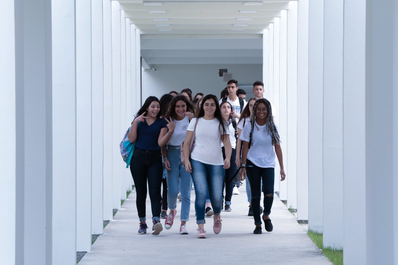 mais de mil escolas estaduais de santa catarina tiveram melhorias desde 2019 49526491498 45e34d3142 k