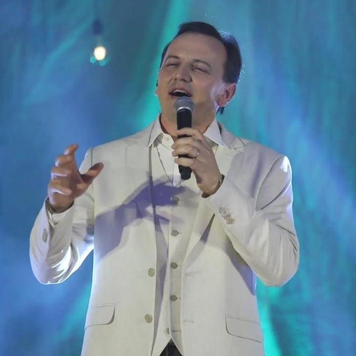 padre ezequiel faz show em cocal do sul nesta terca whatsapp image 2022 12 19 at 16.43.44