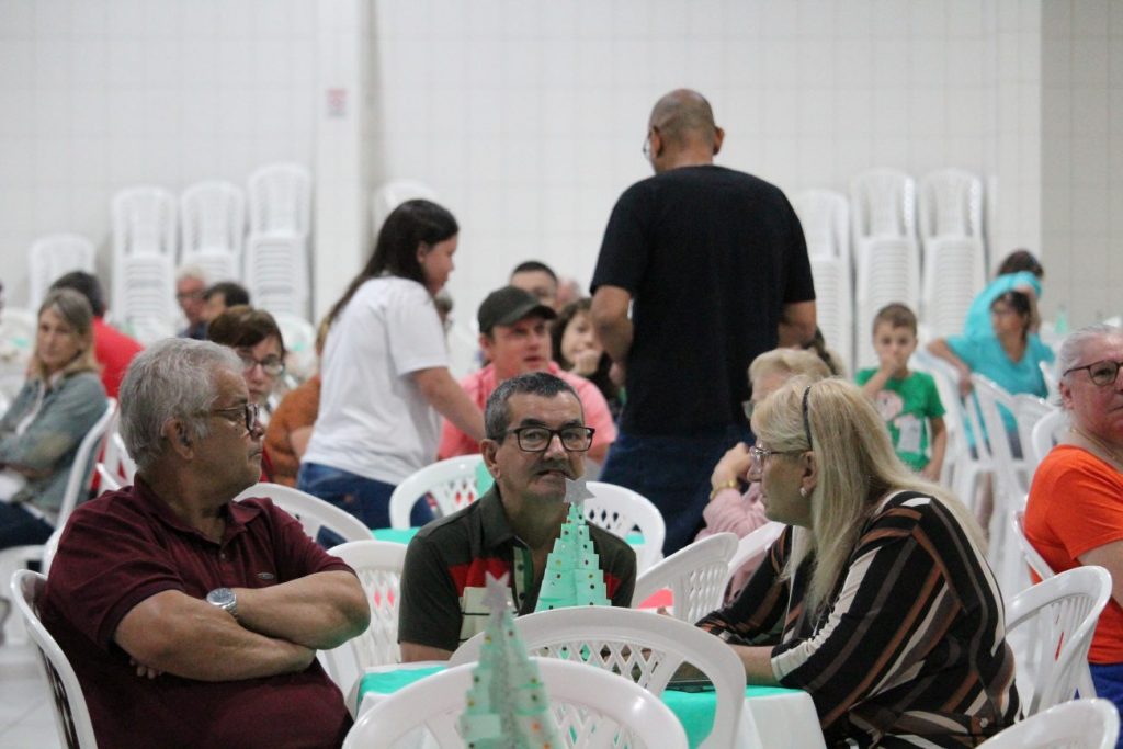strongbrdiversao e uniao marcam festa de natal da apae cocal do sulnbspnbspstrong img 3971