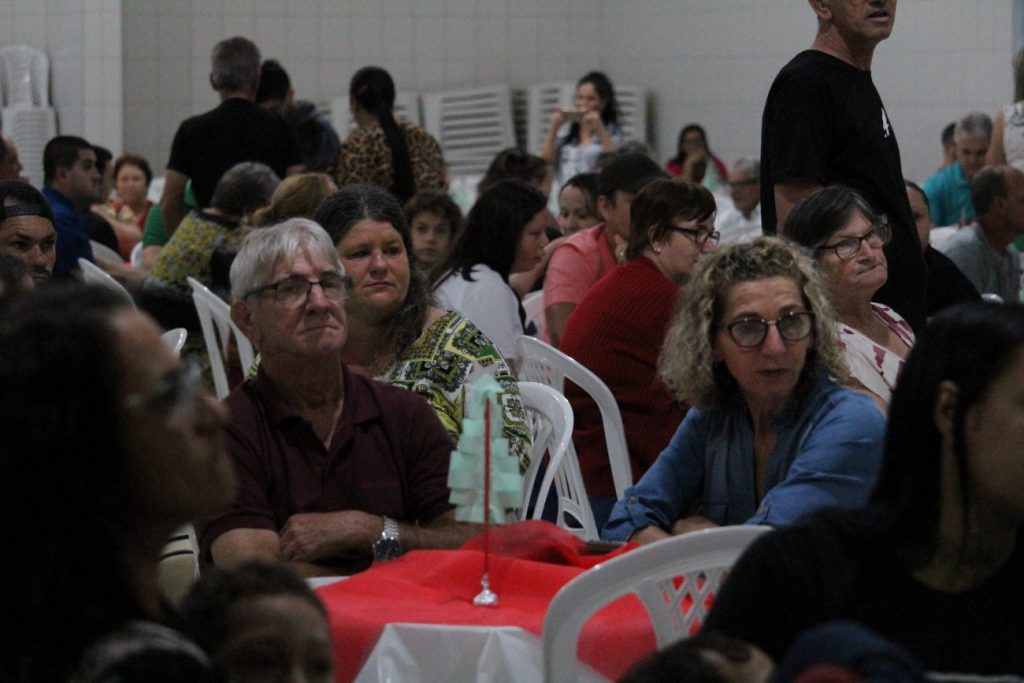 strongbrdiversao e uniao marcam festa de natal da apae cocal do sulnbspnbspstrong img 3991