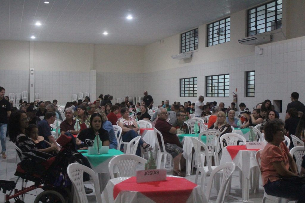 strongbrdiversao e uniao marcam festa de natal da apae cocal do sulnbspnbspstrong img 4055
