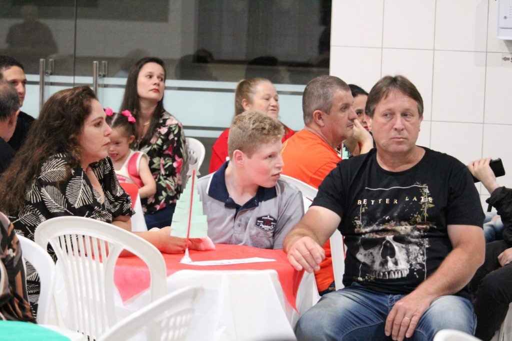 strongbrdiversao e uniao marcam festa de natal da apae cocal do sulnbspnbspstrong img 4091