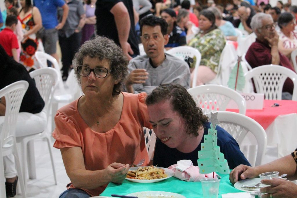 strongbrdiversao e uniao marcam festa de natal da apae cocal do sulnbspnbspstrong img 4216