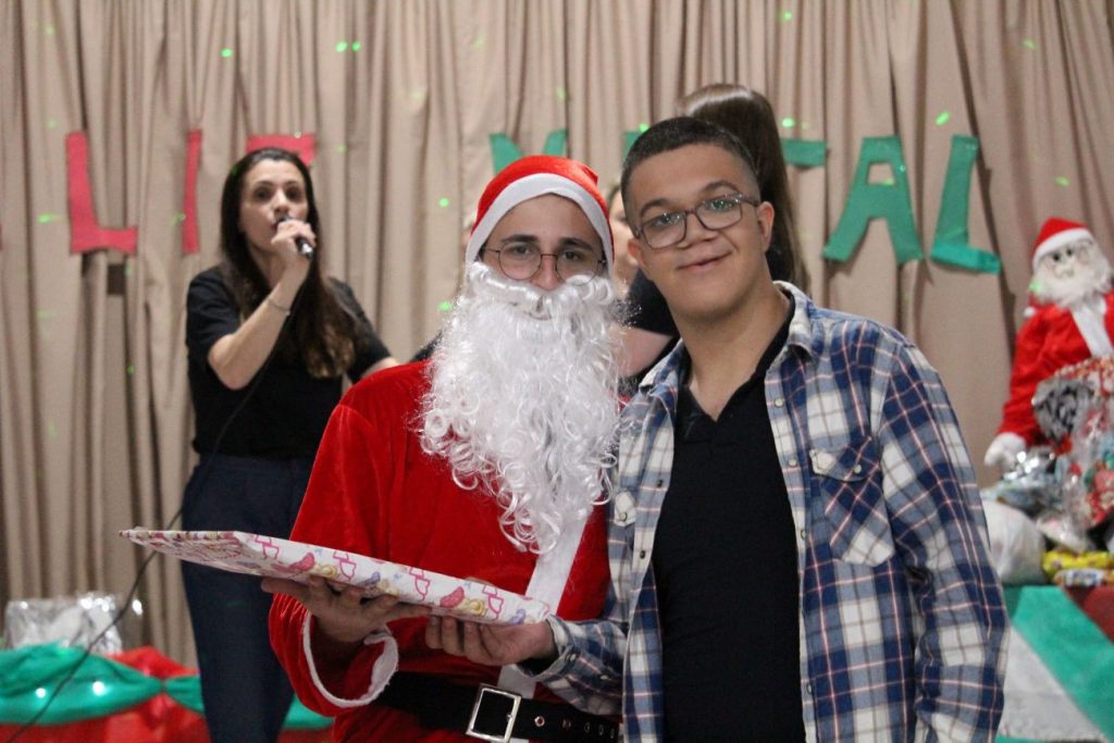 strongbrdiversao e uniao marcam festa de natal da apae cocal do sulnbspnbspstrong img 4463