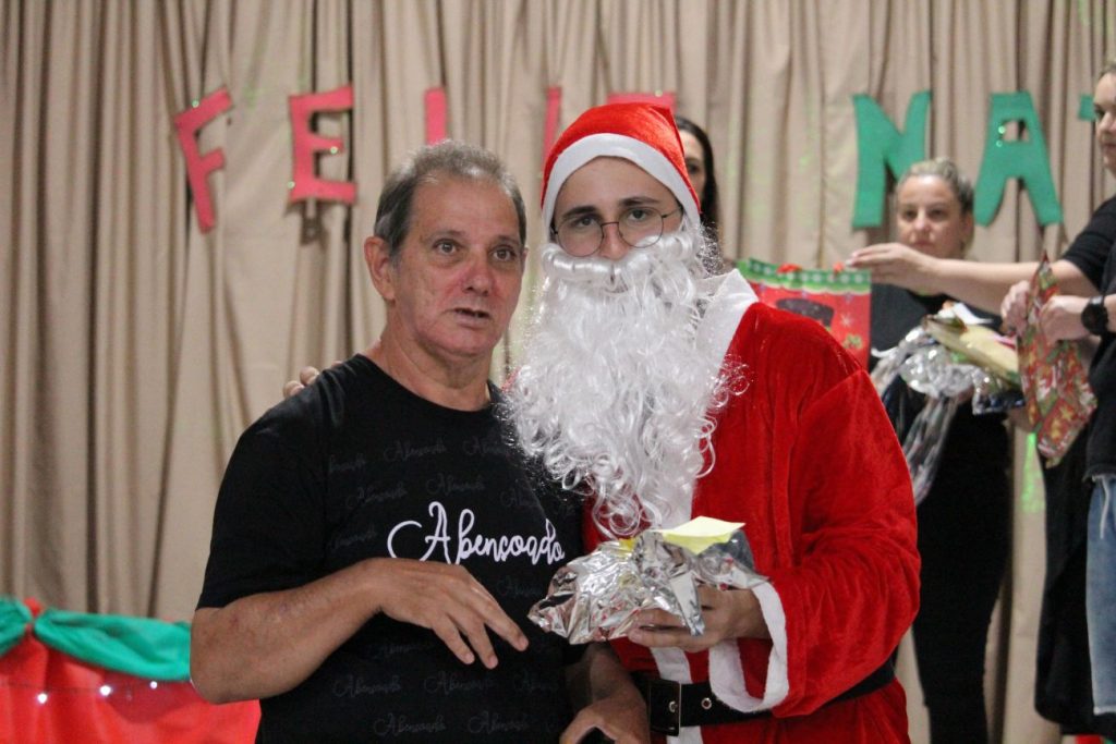 strongbrdiversao e uniao marcam festa de natal da apae cocal do sulnbspnbspstrong img 4465