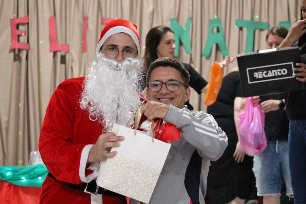 strongbrdiversao e uniao marcam festa de natal da apae cocal do sulnbspnbspstrong img 4479