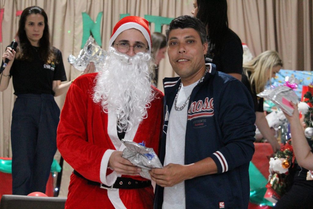 strongbrdiversao e uniao marcam festa de natal da apae cocal do sulnbspnbspstrong img 4501