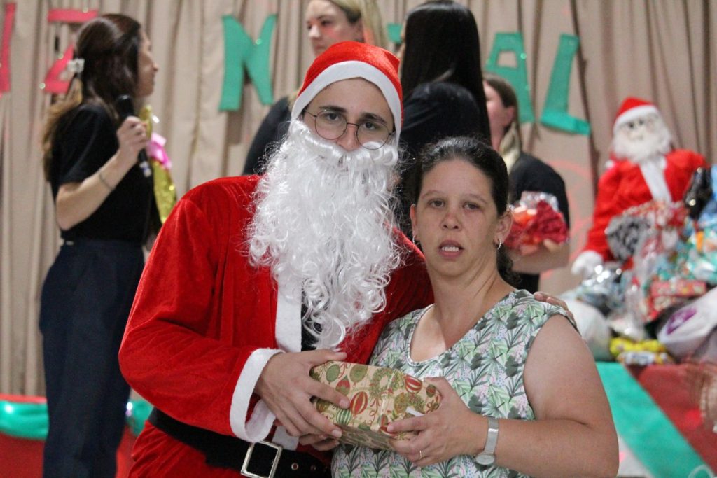 strongbrdiversao e uniao marcam festa de natal da apae cocal do sulnbspnbspstrong img 4520