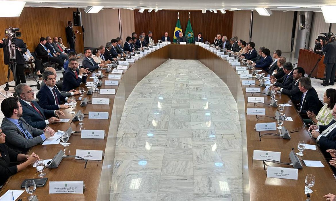 em reuniao com lula governadores condenam atos antidemocraticos lula governadores acoes extremistas 20230109 0250 1