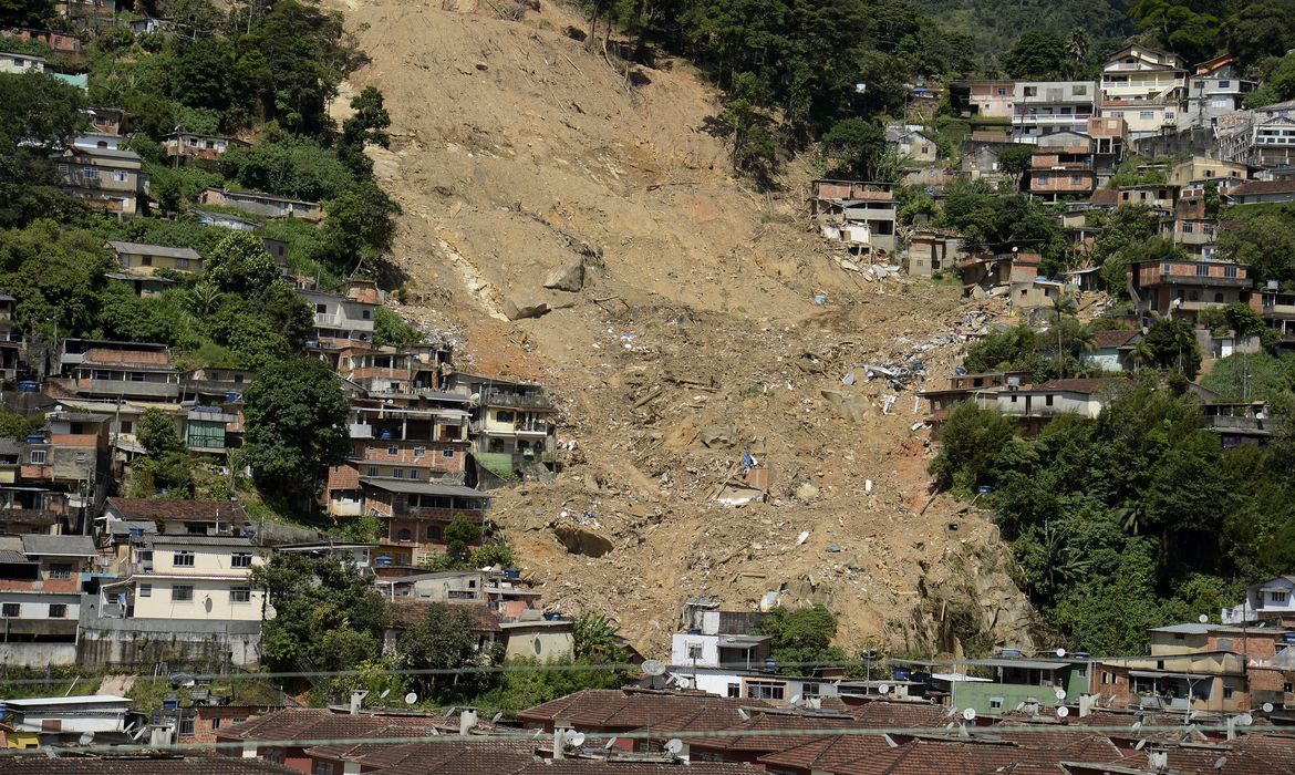 quase 4 milhoes de pessoas vivem em areas de risco no brasilnbsp dsc0793