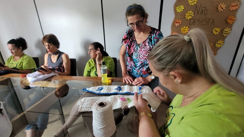 clube de maes peregrina retorna as atividades na apae cocal do sul clube de maes peregrina por ana paula nesi 1