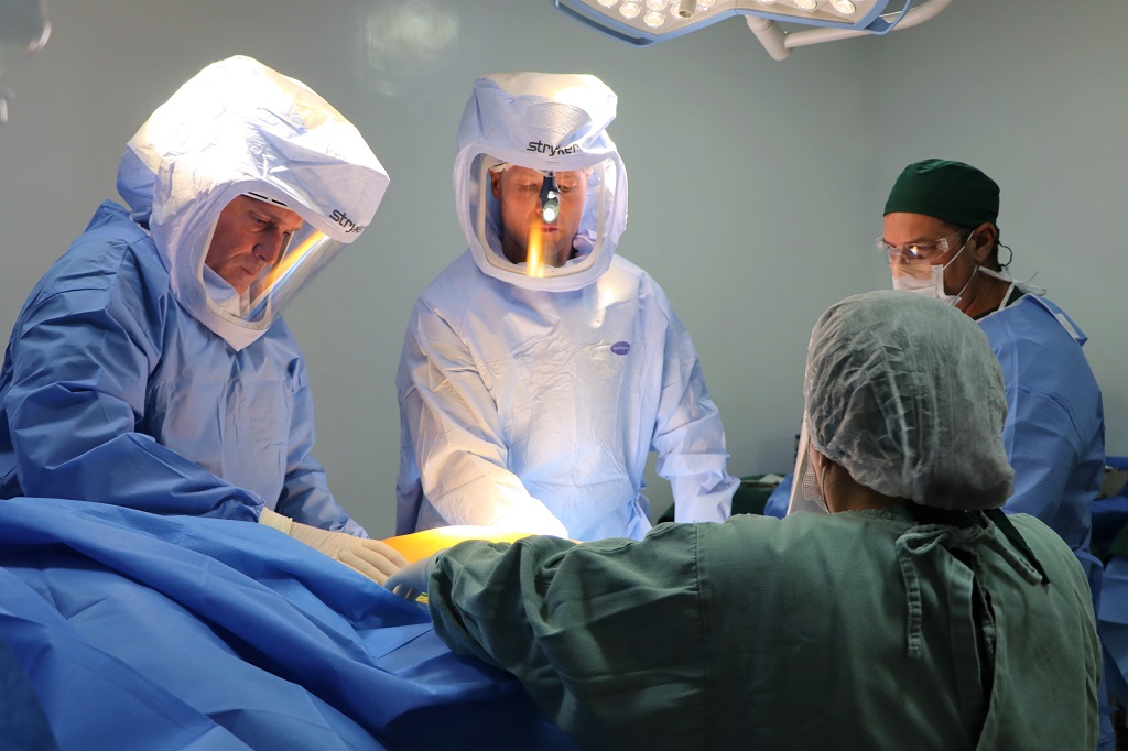 strongunimed criciuma adquire primeiro robo para cirurgia ortopedica de scstrong ortopedia unimed robo mako 1