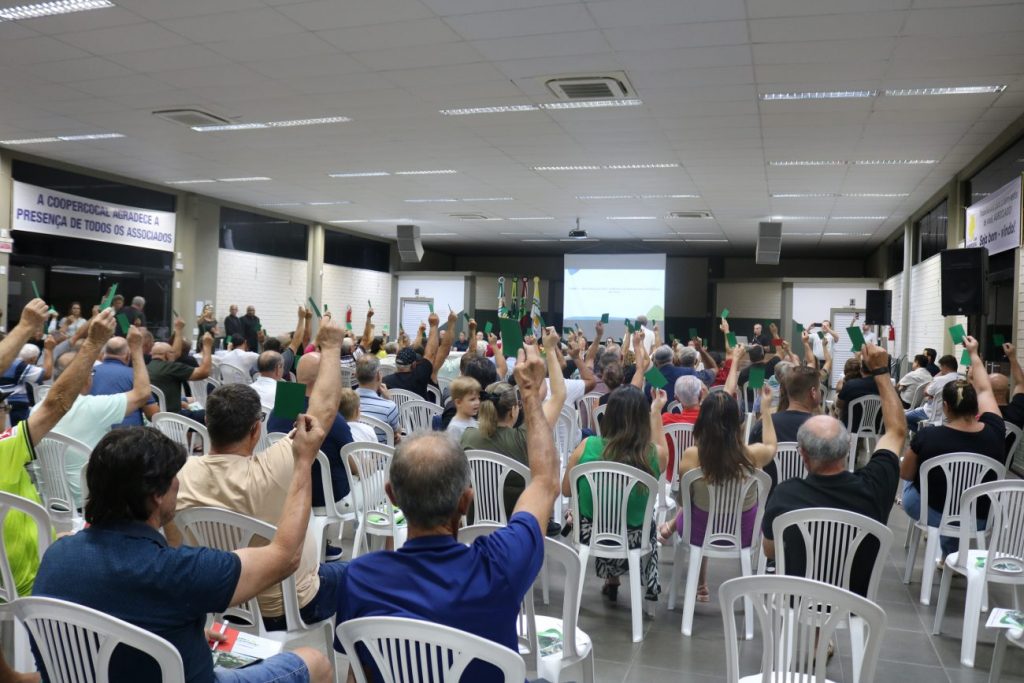 associados aprovam contas e elegem novo conselho fiscal img 0610