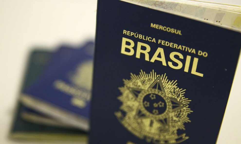 brasileiros estao entre os que mais receberam vistos norte americanos passaporte brasileiro mcamgo abr 140220221818 4