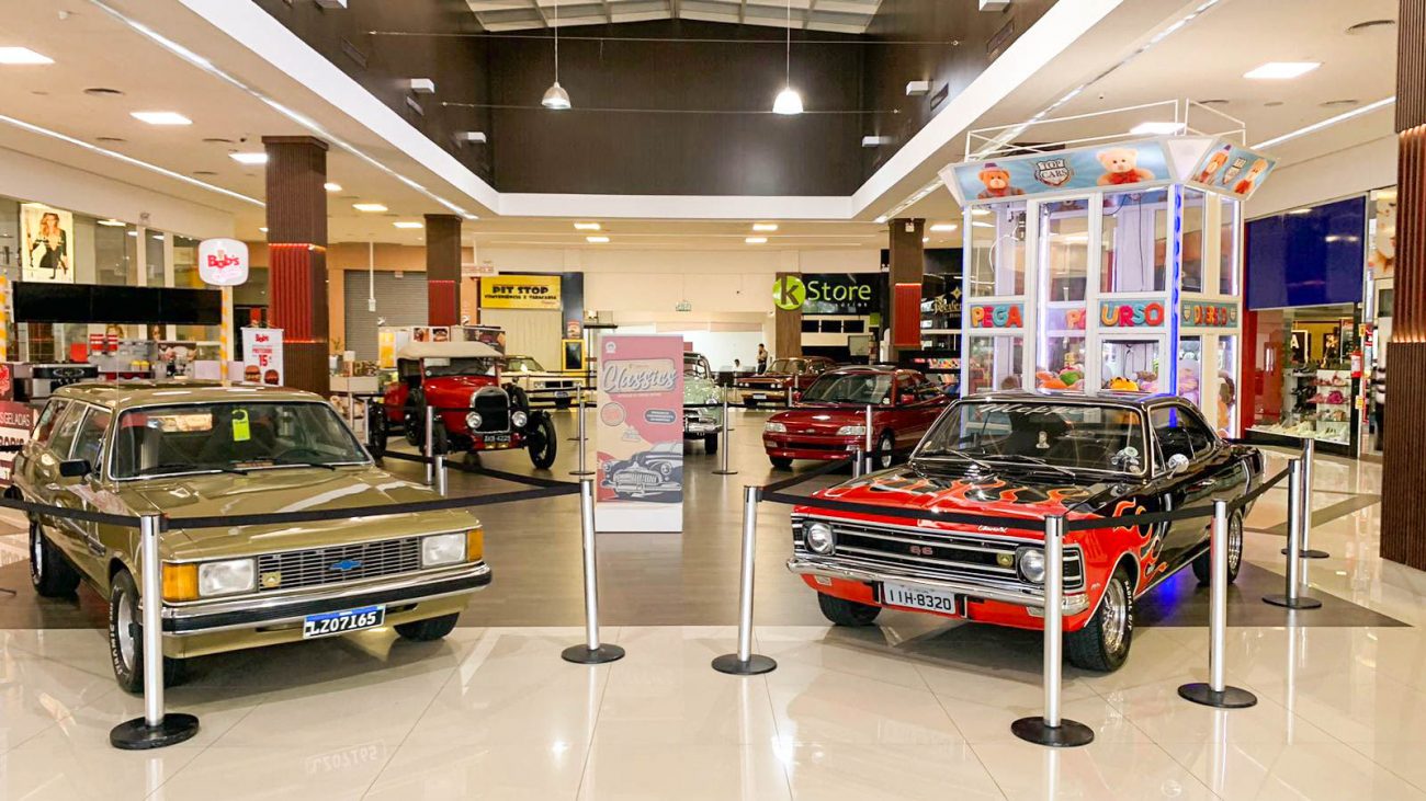 strongexposicao de carros antigos toma conta do criciuma shoppingstrong unnamed 11