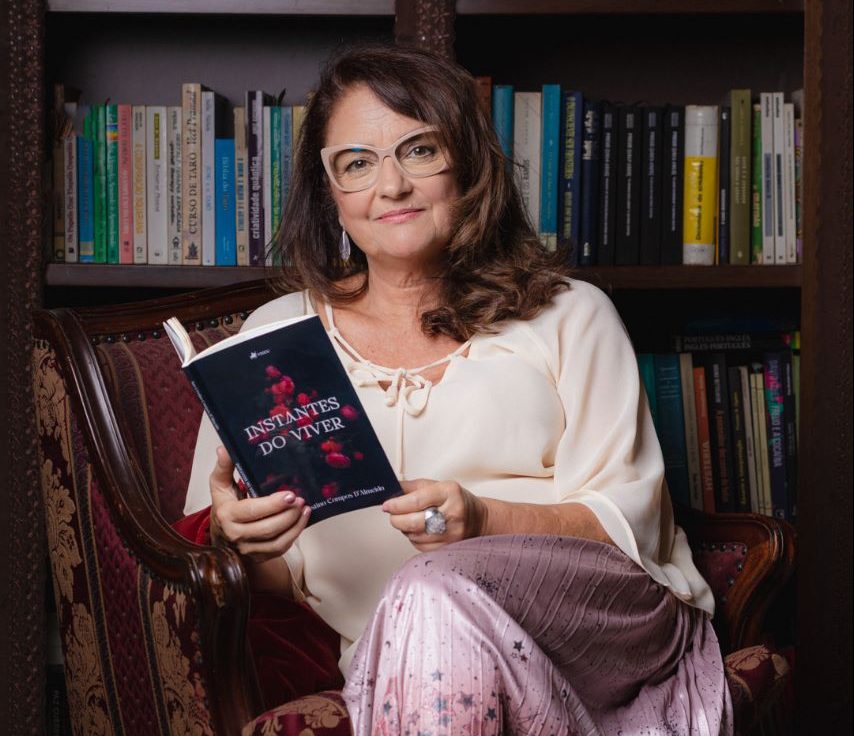 strongpsicologa criciumense lanca seu primeiro livrostrong ana cristina campos dalmeida lanca seu primeiro livro e1679574139195