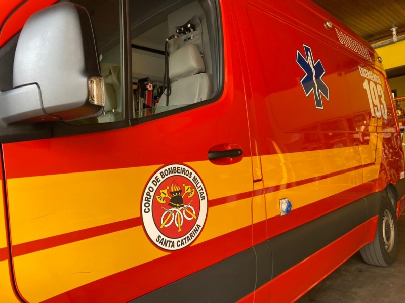 crianca de tres anos se afoga em piscina em cocal do sul bombeiros sao acionados para atender crianca de tres anos que se afogou em piscina