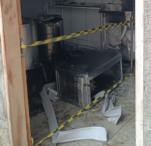 incendio em cozinha de restaurante e registrado em cocal do sul img 20230421 wa0029 1