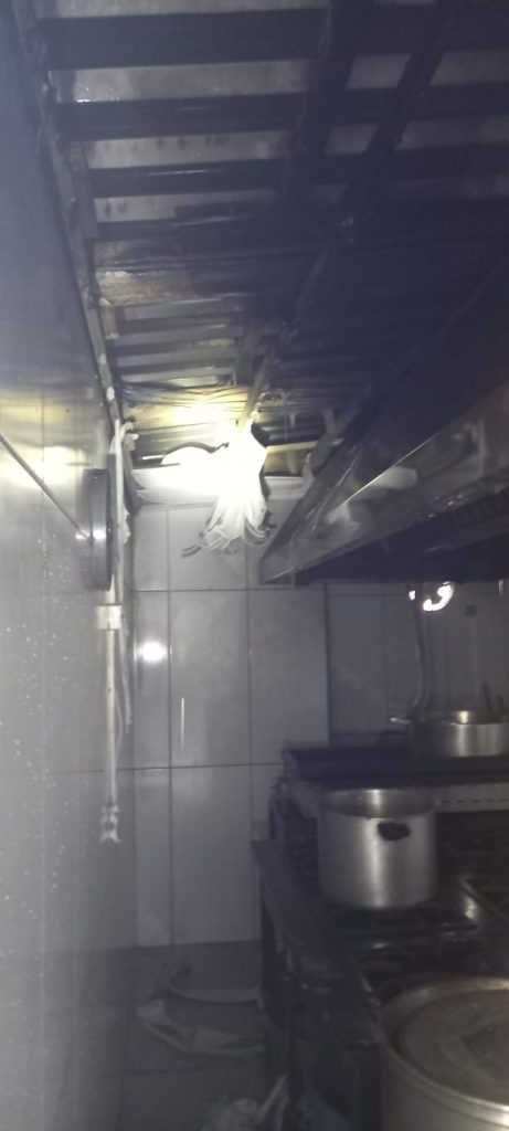 incendio em cozinha de restaurante e registrado em cocal do sul img 20230421 wa0030