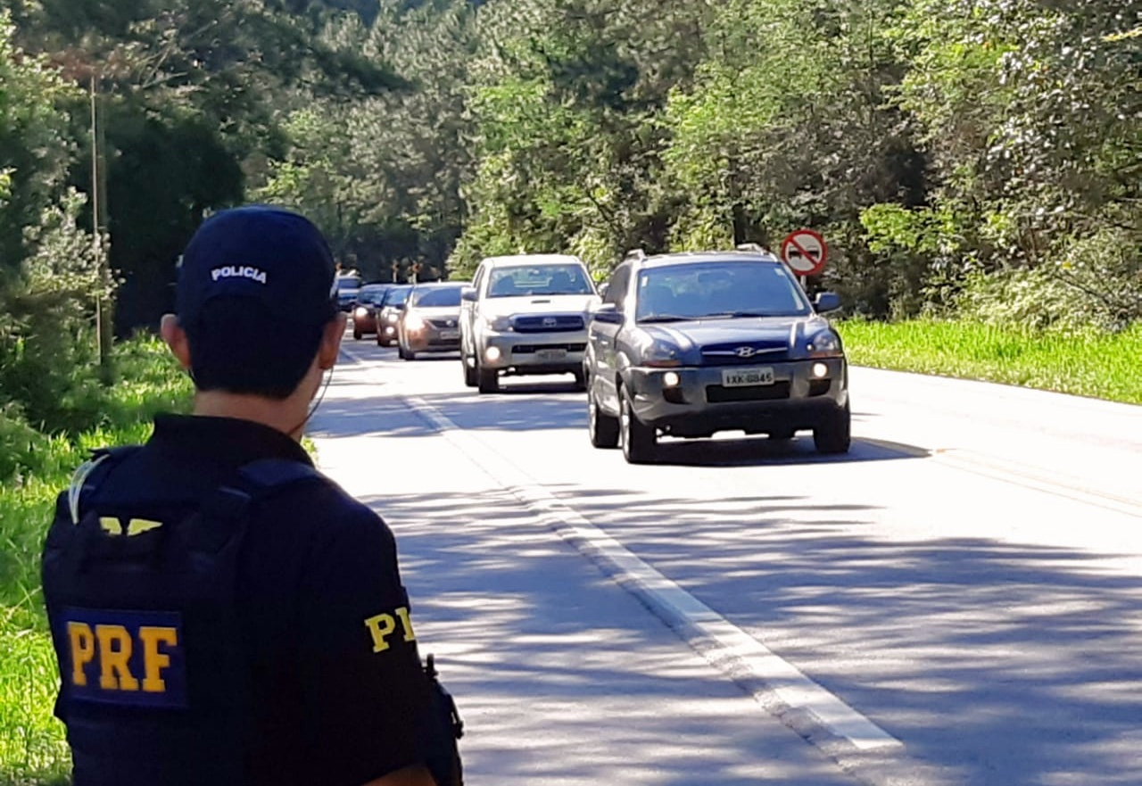 prf inicia operacao semana santa 2023 e divulga restricao de trafego para veiculos de cargas excedentes whatsapp image 2023 04 05 at 21.31.22