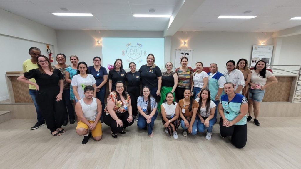 profissionais da saude de cocal do sul recebem palestra sobre atendimento a pessoa com deficiencia palestra saude cocal apae por ana paula nesi 6 1