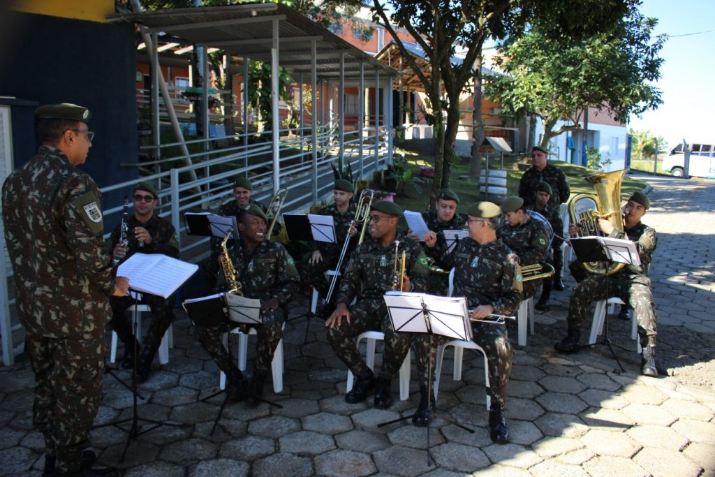 com a presenca da presidente da fcee apae cocal do sul inaugura projetos e benfeitorias inuaguracao apae fcee por ana paula nesi 11